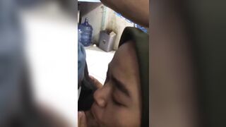 Indo Jilbab Yang Lagi Viral Suka Nyepong