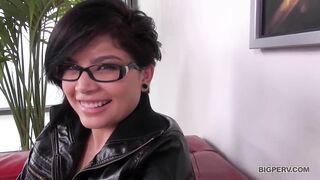 four Eyed eastern Eighteen Kami Lee Licks Her Juicy Finger Bang