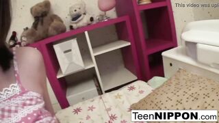 chinese teens masturbates inside her bedroom with a new sex toy