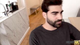 HUNT4K. Bro counts cash while best friend is fucking his