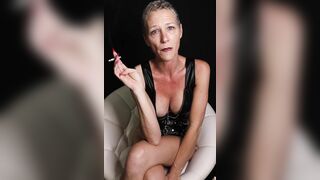 What would you do if Kiki Deez was Smoking into your Lvg Rm?