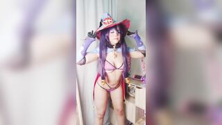 Mona Cosplay Genshin Impact