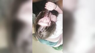 Adorable Huge Boobs 19 YEAR OLDER with a Huge ASS sucks BBC