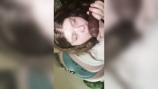 Adorable Huge Boobs 19 YEAR OLDER with a Huge ASS sucks BBC