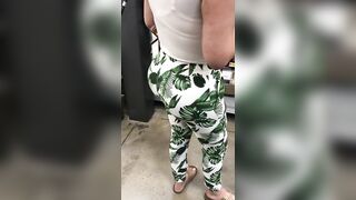 Latina fat butt making me nut into Walmart pt 1