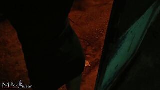 Estavamos transando na Garagem da casa de um amigo quando