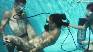 Candy and Lizzy boned Mike underwater