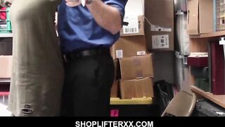 Interracial Hard Sex Between Goddess Black sluts and Mall Officer