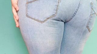 Wetting my Lingerie. Pissing on my Clothes and in a Cup. Golden Shower. Peeing Desperation | Crazy Dove