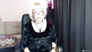 My friend fucks my bitch again into a homemade performance!