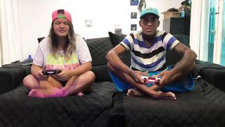 I invited my friend to play PS5 and ended up
