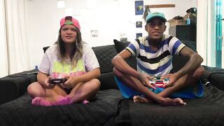 I invited my friend to play PS5 and ended up