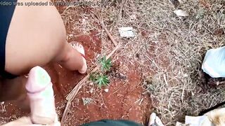 Hurting the butt of the sexsual mother of a friend