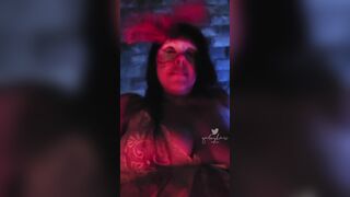 View mom Edge on the sexy Bath before getting Screwed by a Brown Penis