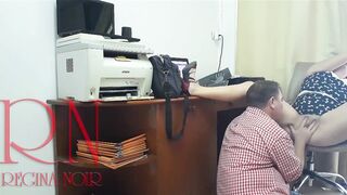 SPY CAMERA INTO OFFICE. Lady Boss and Employee. Snatch Lick.