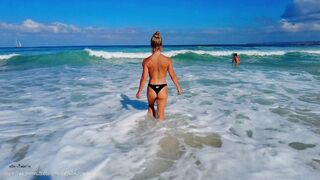 Squirting on the Beach. EP 57 Amateur ELLEVIOLETTE