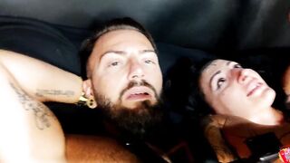 Ladymuffin E Tommy a Canaglia Fanno i Scene Nella Loro Cameretta