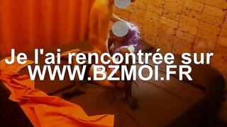 Ma femme m'excite quand elle met sa petite lingerie coquine au lit