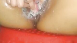 Washing my Vagina
