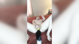 Kitty Jizzes while Daddy's away
