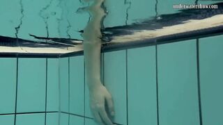 Loris Licicia Bouncing her Jugs Underwater