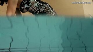 Loris Licicia Bouncing her Jugs Underwater
