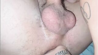She makes me Cum with her Finger into my Butt