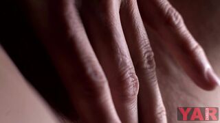 Lustful Bae Grind her Clit and Labia to a Throbbing