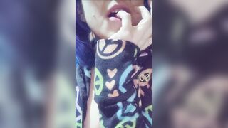 Hot Smoker Spit Play Long Melons Pop out on Live
