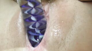 BEAUTY TATTOOED SKANK FUCKS HER CUNT AND BUTT AT THE