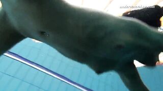 Underwater swimming stripping Beauty Zhanetta
