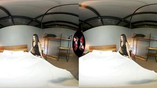 VRLatina - Big Booty Amazing Latin 19 Yo Sex VR Experience