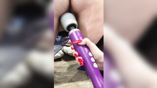 Older Stepmom Neighbours Cath and Anna Enjoy some Magic Wand Fun