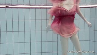 Katya Okuneva Gets Naked into her Red Underwear Underwater