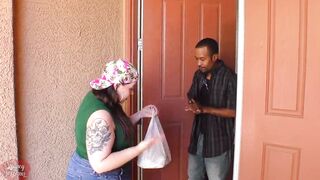 Cock Dash Delivery - BBW Gets Fat Tip During Delivery