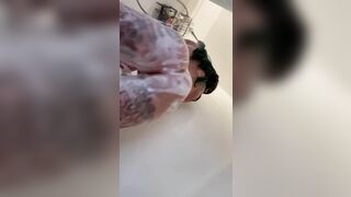 Who wants to Hop into with Me? Pawn Twerking into the Shower.