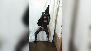 عاهرة تكسر المحرمات | Halloween Arabic Witch Squirting inside my Wc