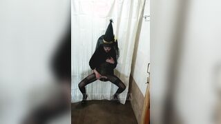 عاهرة تكسر المحرمات | Halloween Arabic Witch Squirting inside my Wc