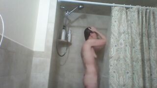 beauty Hottie cougar Gets Steamy into the Shower