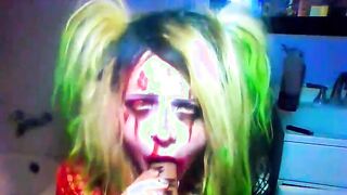 Bimbo into a harley quinn costume blows your dick