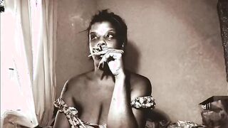 MissKittyKash SMOKING W BIG 