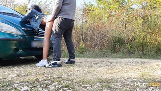 goddess chick banged! when the vehicle is broken - Maria Kalos