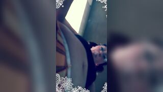 Smoking, peeing , bimbo mom