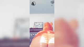 Pawg twerks into Care Bear Onesie on SnapChat