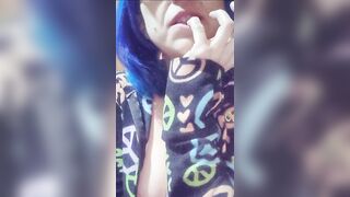 babe Smoker Spit Play Big Titted Pop out on Live Stream