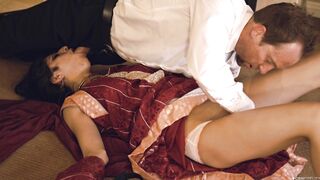 Jizzed For Woman Of The Middle East - Nikki Knightly
