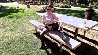 Flashing my cunt inside a park, and masturbating to orgasm into outside!!