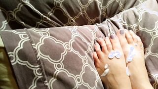lotion and toy feet play