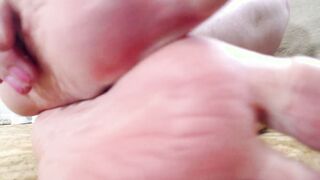 V696 Wrinkled soles super foot and long huge butt from your favorite beauty bitch dawnskye