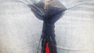 Love to pissing into my jeans - latinafeet386